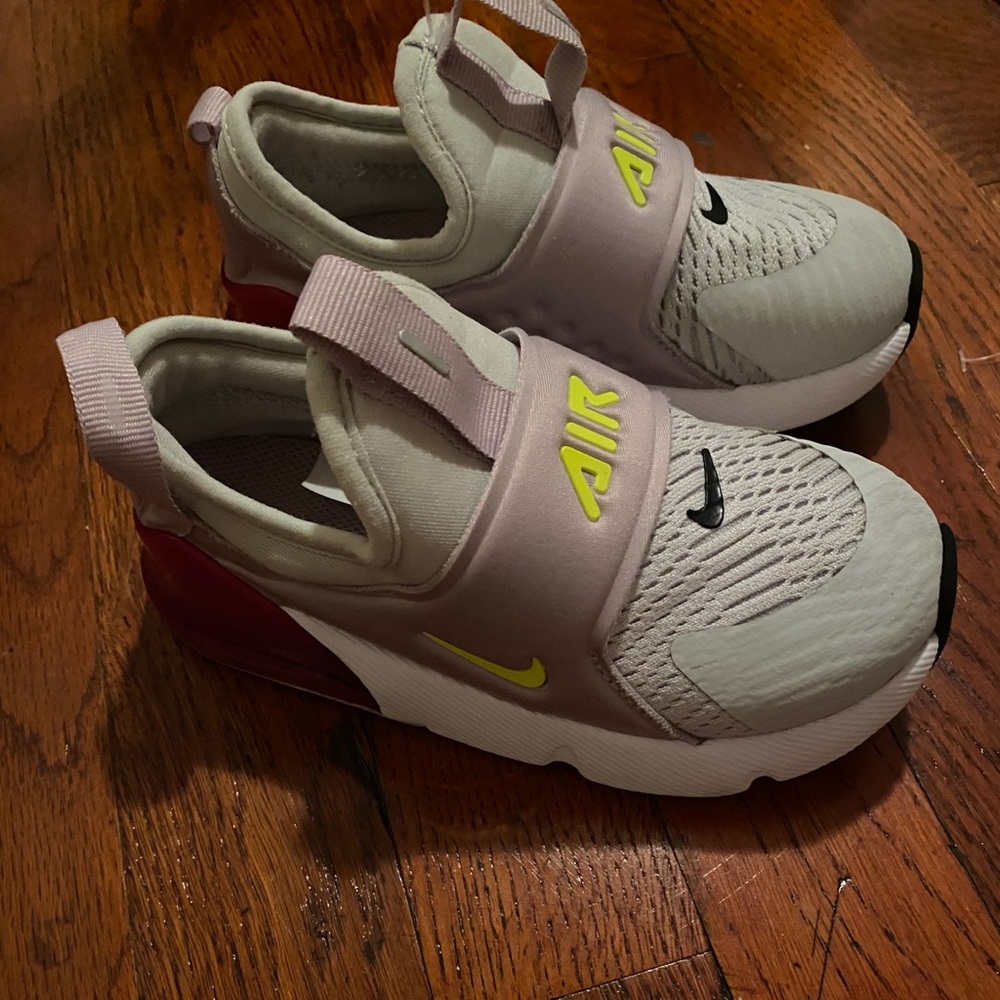 Nike air 270 toddler